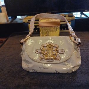 EUC Kathy Van Zeeland.  Grey/Silver Suede. Silver Hardware.